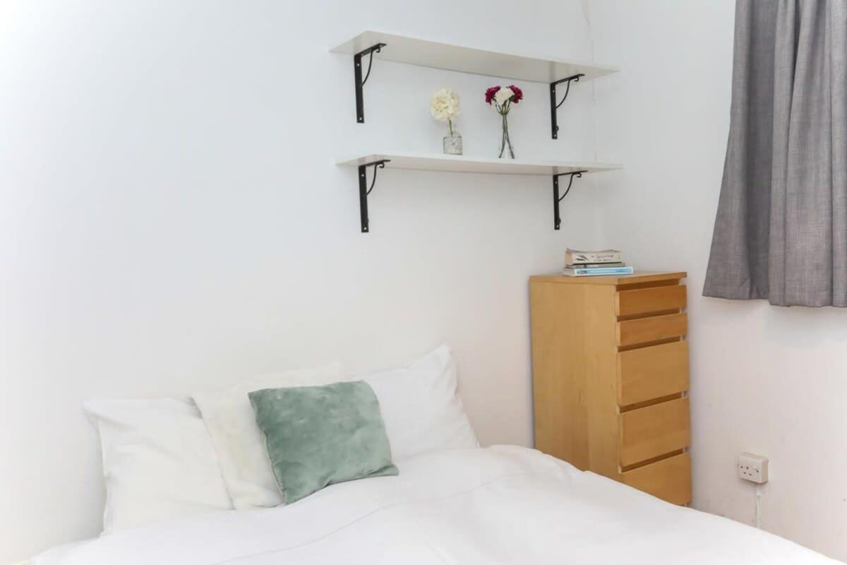 2 Bedroom Apartment In Waterloo Central Londra Esterno foto