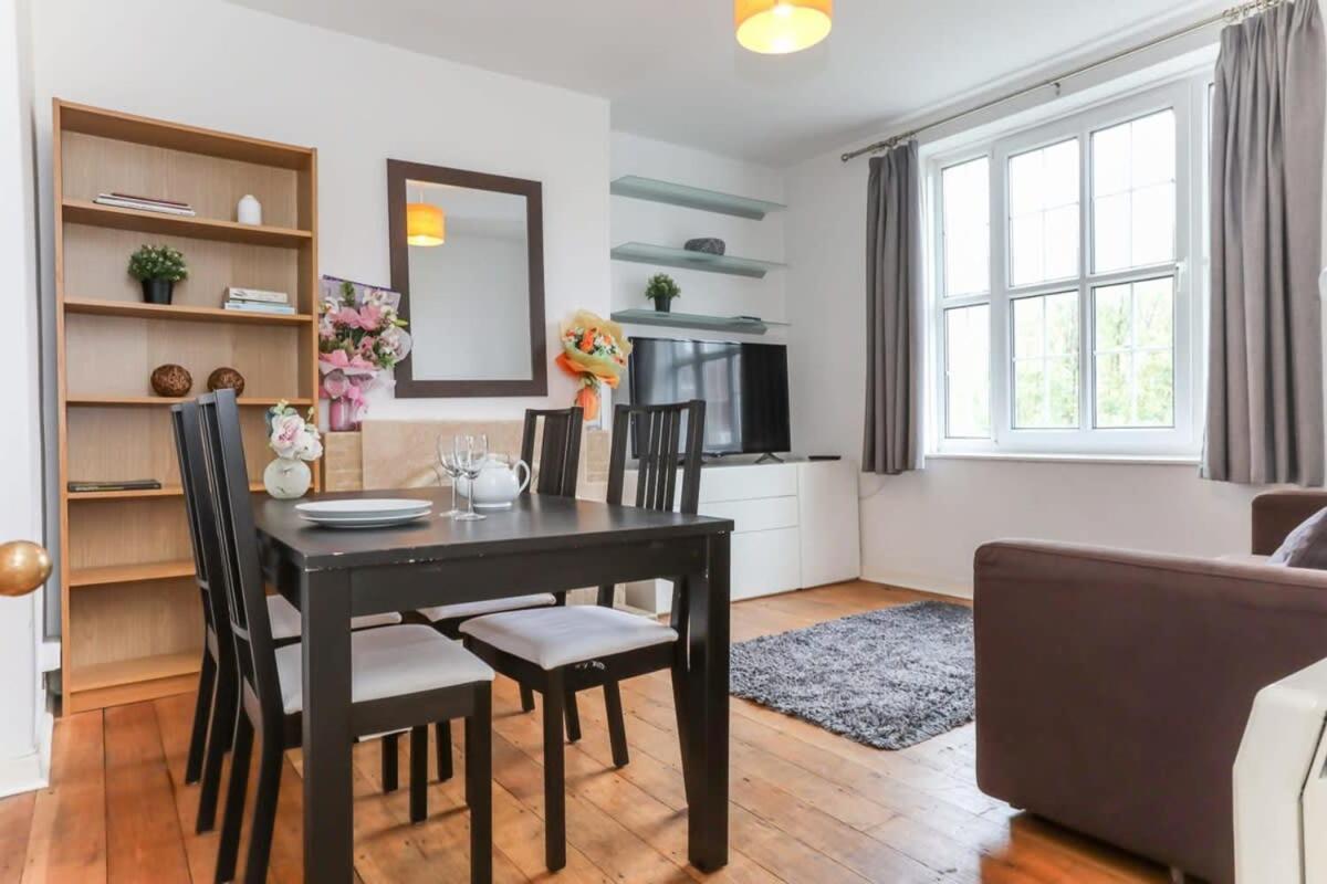 2 Bedroom Apartment In Waterloo Central Londra Esterno foto