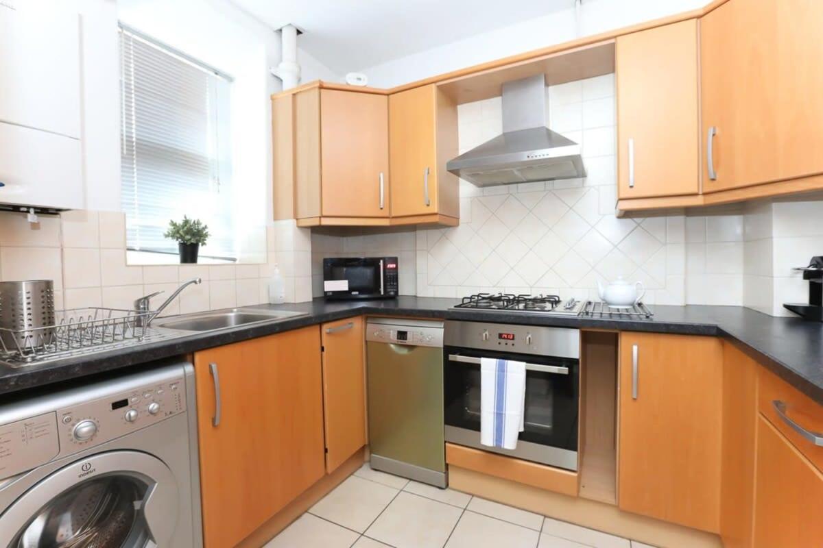 2 Bedroom Apartment In Waterloo Central Londra Esterno foto