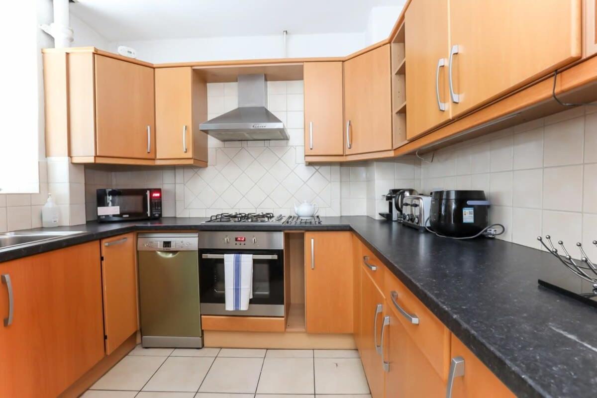 2 Bedroom Apartment In Waterloo Central Londra Esterno foto